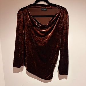 Context velvet top